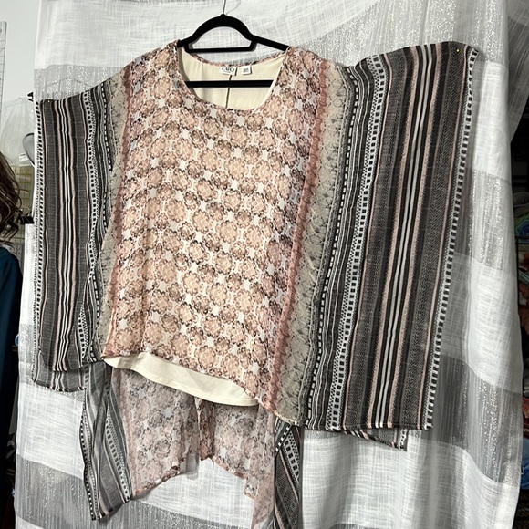 Cato Layered plus size Blouse - Picture 3 of 8